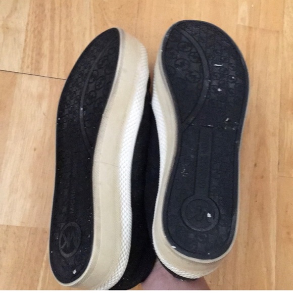 Michael Kors sneakers 👟 (black and white) - Picture 8 of 8